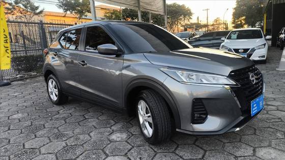 NISSAN KICKS 1.6 16V FLEXSTART ACTIVE XTRONIC